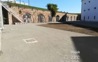 Izgradnja staza Stabilizer-om - projekt obnove Stare Pekare u Tvrđi, Osijek