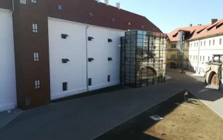 Izgradnja staza Stabilizer-om - projekt obnove Stare Pekare u Tvrđi, Osijek