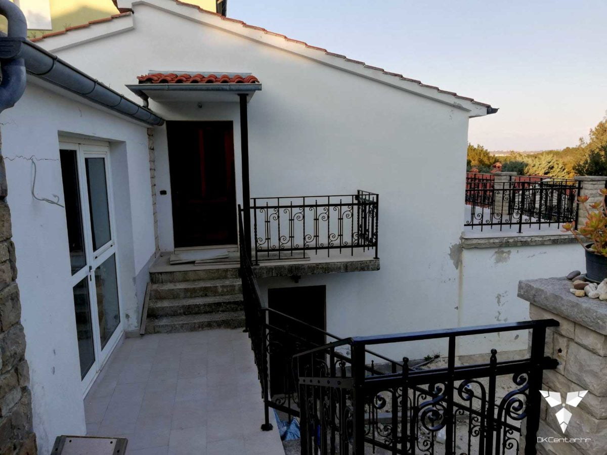 Premantura Fasada Tekuće Pluto