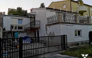 Premantura Fasada Tekuće Pluto