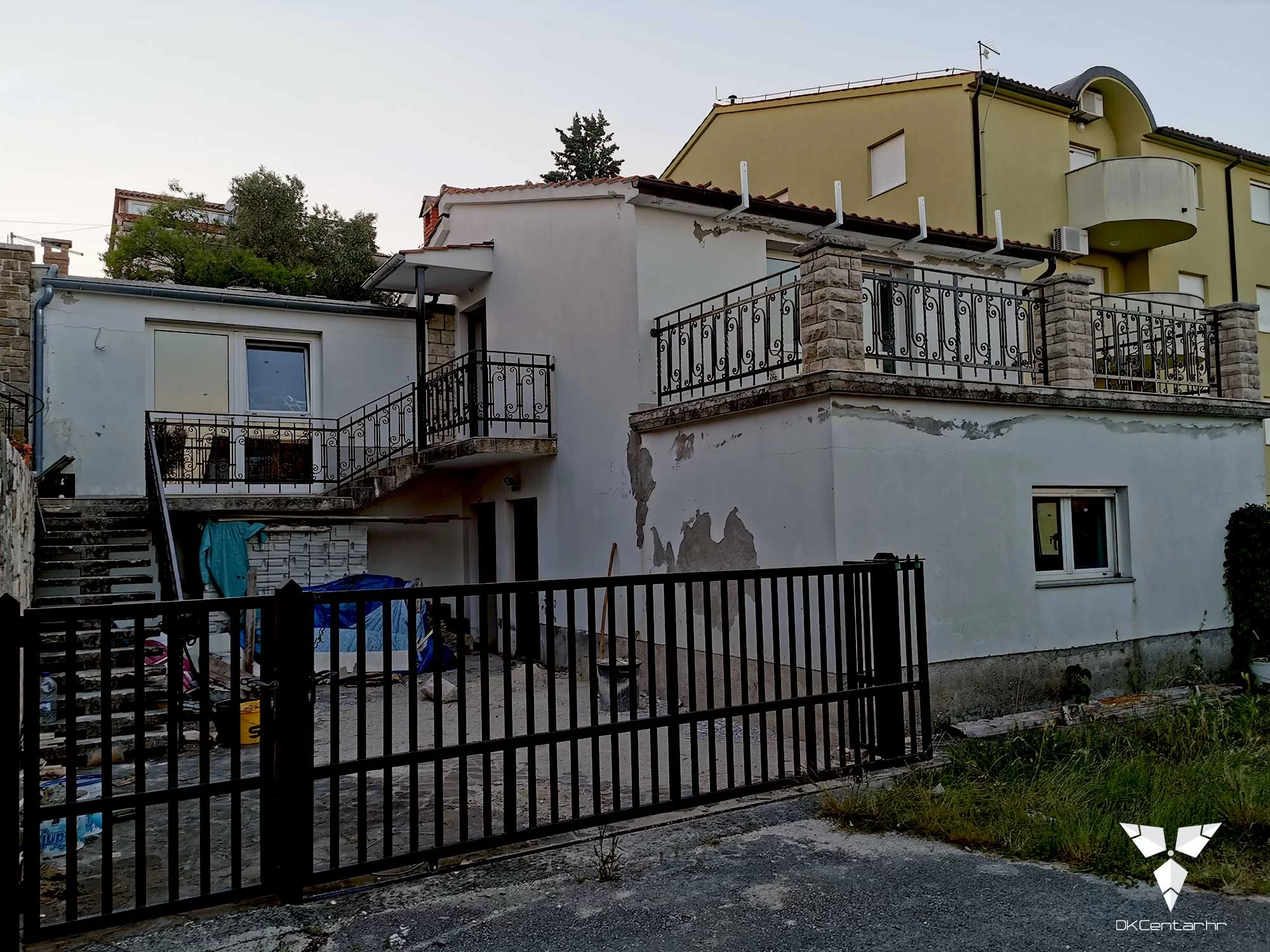 Premantura Fasada Tekuće Pluto
